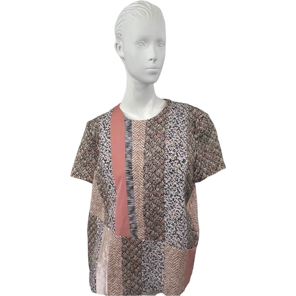 Patchwork Print Short-Sleeve Blouse in Dusty Pink